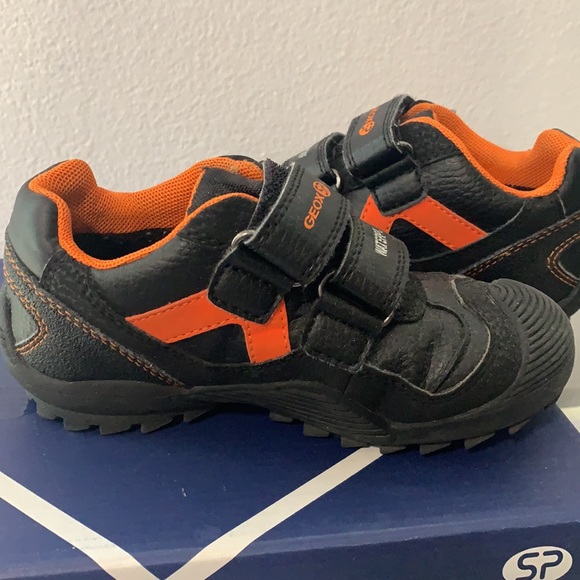 💥 GEOX SP WATERPROOF BOY SHOES💥 - Picture 5 of 6